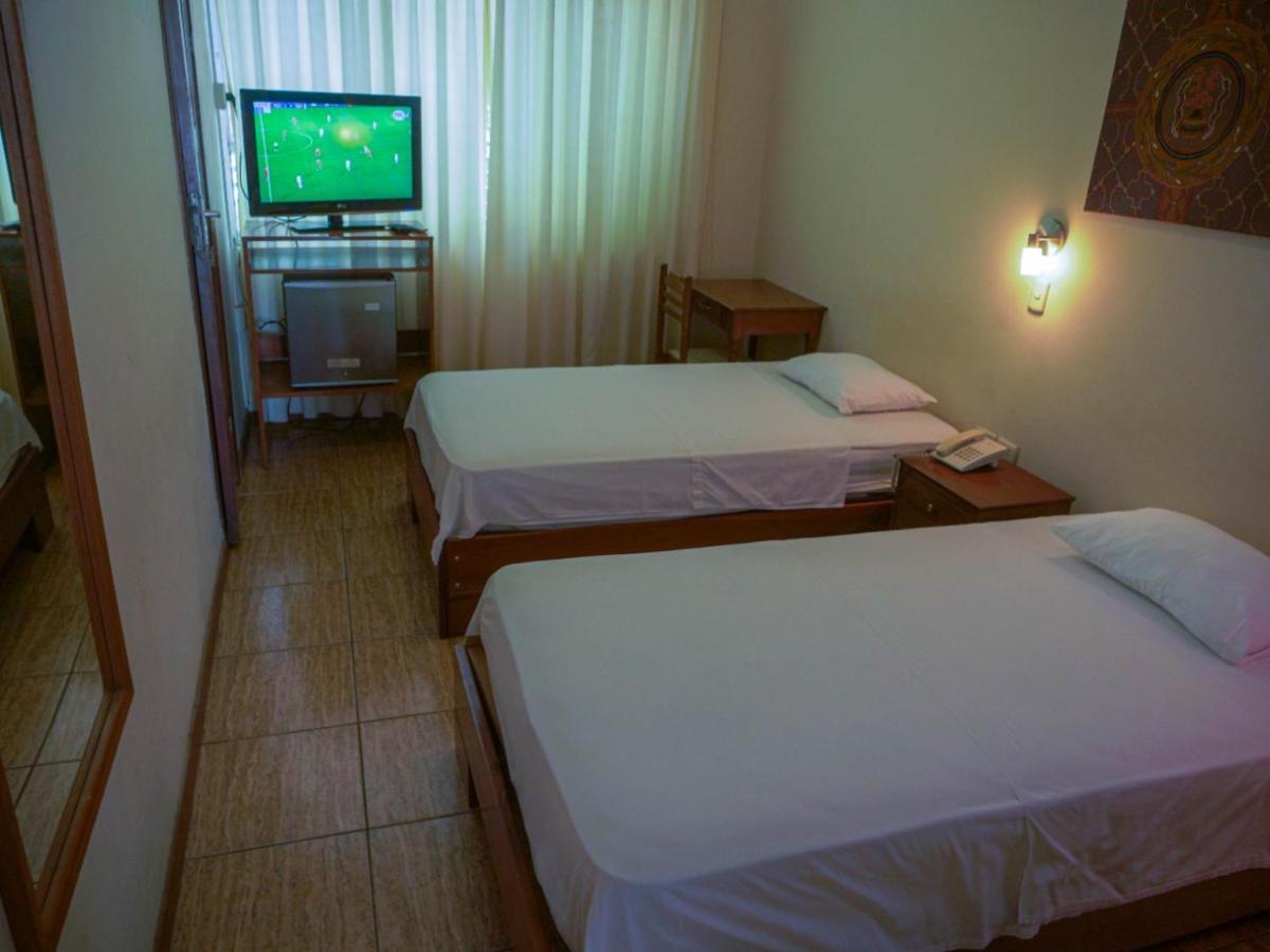 Grand Hotel Mercedes Pucallpa Exterior foto