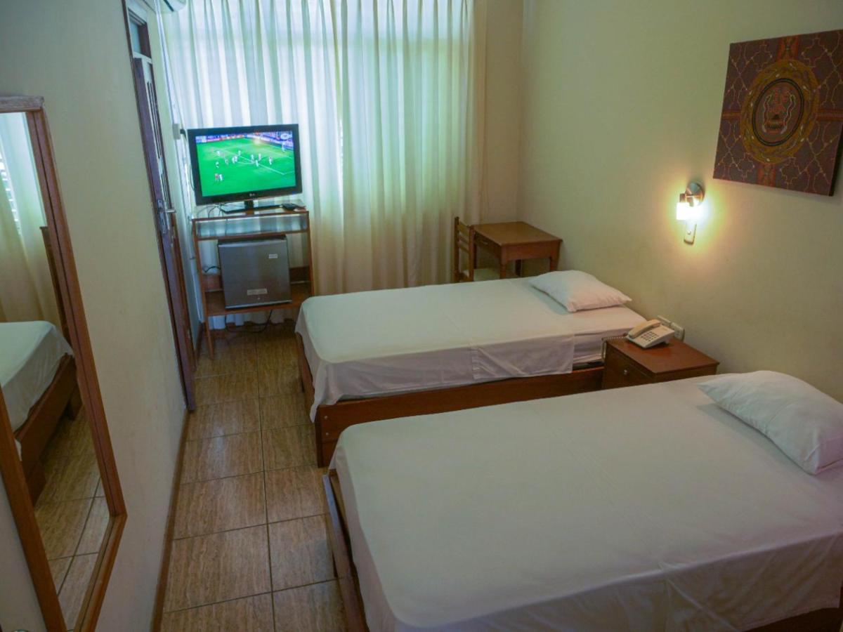Grand Hotel Mercedes Pucallpa Exterior foto